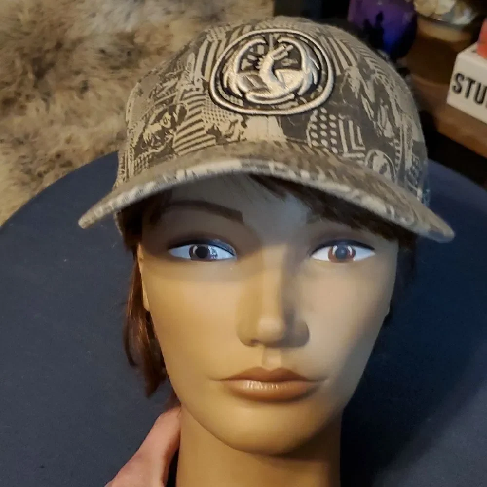 DRACONIS OBSCURO tan Ball Cap - Printed, Embroidered, Fitted Flex Fit Size: S-M‎